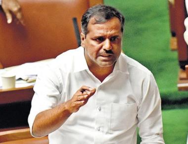 Anurag Tewari didn't bring any scam to my notice, says minister Khader