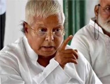 CBI gives fresh dates to Lalu Prasad, Tejashwi