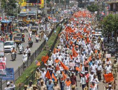 Lingayats hold huge rally in Kalaburagi for separate religion