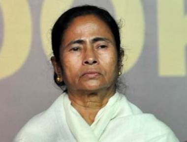   BJP attacks Mamata, calls her 'Queen of Saradha'