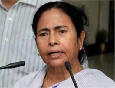 Centre must waive farm loans across country: Mamata