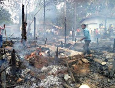   20 huts gutted in Udupi