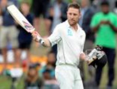 McCullum gone for good as Aussies scent victory
