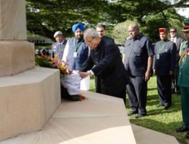 Mukherjee pays respect to 'unknown' Indian soldiers of WW II