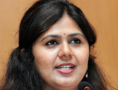 Munde has two DINs, spouse two names: NCP