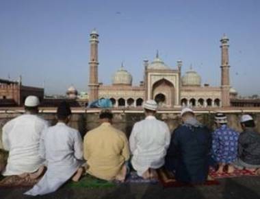  Delhi government says 'no' to Muslim school teachers going for Friday prayers