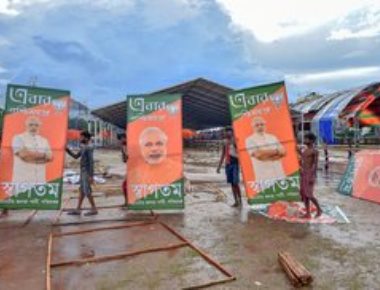 Tent collapses during PM's Midnapore rally, 20 injured