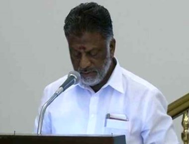  Jayalalithaa Loyalist Panneerselvam Is New Tamil Nadu Chief Minister