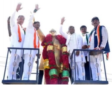 Parameshwara launches parallel yatra, claims no rift with CM