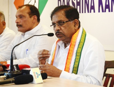 Let Parrikar write to Siddaramaiah, we'll convince Goa Congmen: KPCC chief