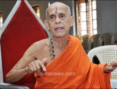 Have invited CM to Udupi temple, it's up to him to come or not: seer