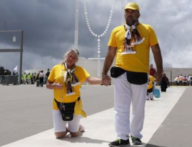 Pope Francis on special trip to Portugal's Fatima shrine