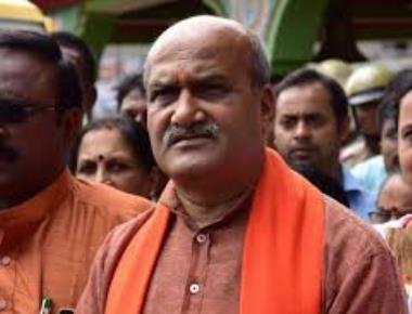 Pramod Muthalik hits out at BJP and Congress