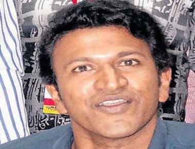 Puneeth unhurt after tyre burst