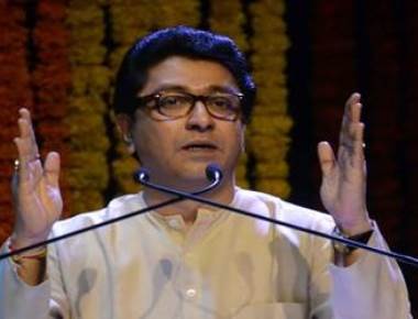 Raj Thackeray cracks whip on schools over students' safety