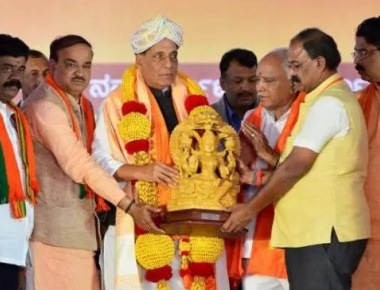 No headway in Gauri murder, Rajnath slams Karnataka govt