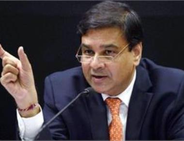 RBI retains policy at 6.25%; ups reverse repo, cuts MSF by 25 bps