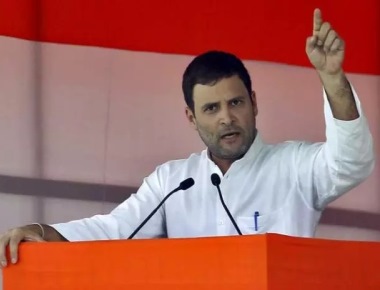 Rahul brings a Sunday spectacle to Koppal villages