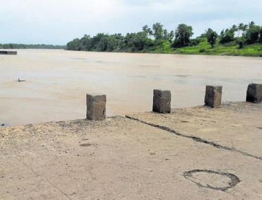 Rivers in spate as rain continues to lash parts of state