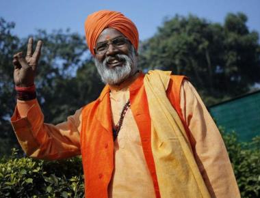  Sakshi Maharaj's Rant against Muslims Puts BJP in a Spot, EC Seeks Report