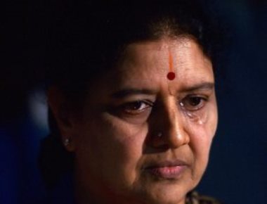 SC convicts Sasikala, others