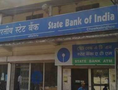  Shut down SBI branches till cash flow improves, says trade union