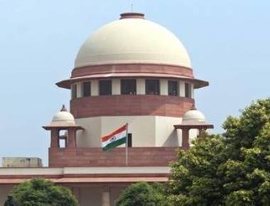 SC to hear disqualified AIADMK leaders' plea for transferirng case