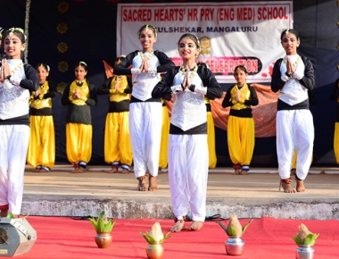 Sacred Hearts' Hr Pry (Eng Med) School, Kulshekar hosts vibrant annual day