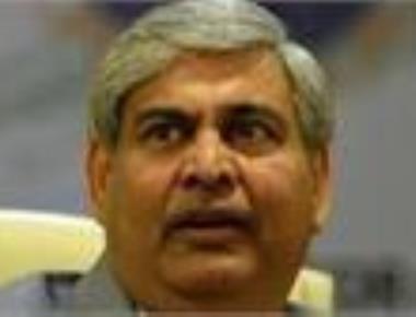 Manohar quits as BCCI President, eyes top ICC post