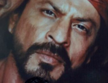 Won't comment on political or religious matters: Shahrukh Khan