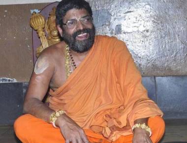 Shiroor Mutt seer to contest Assembly polls