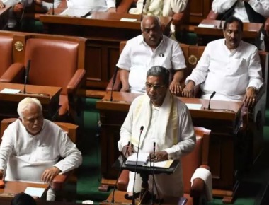 Free bus passes for students, 30 lakh poor to get free gas connections