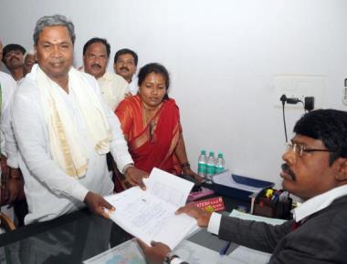 Siddaramaiah to contest from Badami too