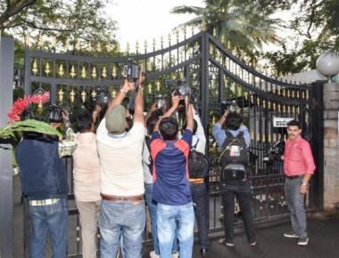Siddaramaiah steps in as rebellion threat looms