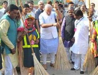 PM says 67 pc population now has toilets; calls for new cleanliness campaign