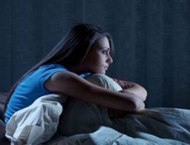 Binge-watching TV may cut sleep quality, up insomnia risk