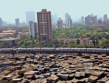 HC denies relief to residents of hutments near tracks