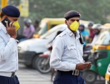 Smog turns India's capital city into 'gas chamber', primary schools to remain closed tomorrow