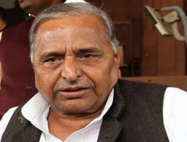   Mulayam skips SP meet; Akhilesh says his blessings are with him