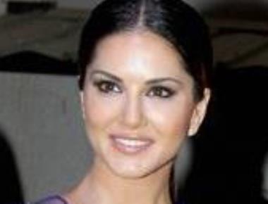 Sunny Leone is grounded, professional: Rajniesh Duggall