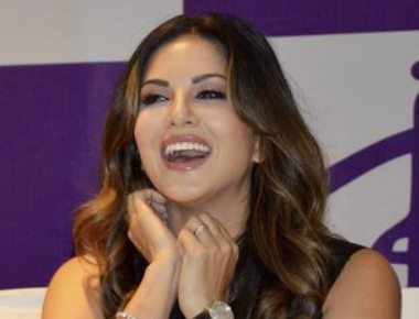 Sunny Leone would love to promote 'Mastizaade' on Big Boss