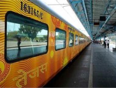 26 fall ill due to suspected food poisoning on Tejas Express