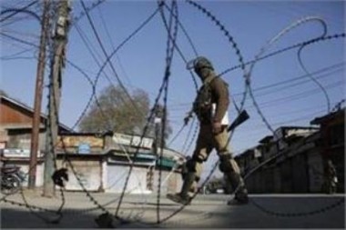 150 militants waiting near LoC in PoK to infiltrate: Army