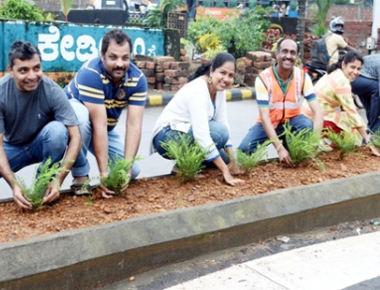 Traffic team of St Theresa School plants saplings