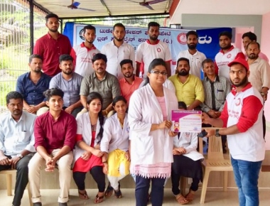 Today Foundation holds mass blood donation camp