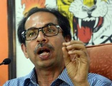 On eve of birthday, Thackeray's BJP 'bash'!