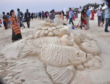 Udupi Parba off to a colourful start on Malpe beach