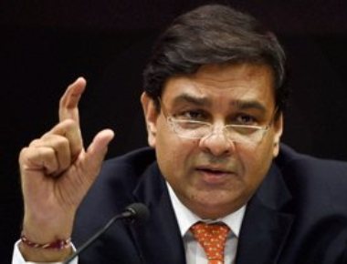 Committed to easing citizens' pain at earliest: RBI Governor