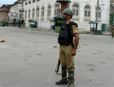 Mobile telephone services restored in Kashmir Valley