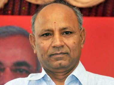 Vijayshankar quits BJP, likely to join Congress